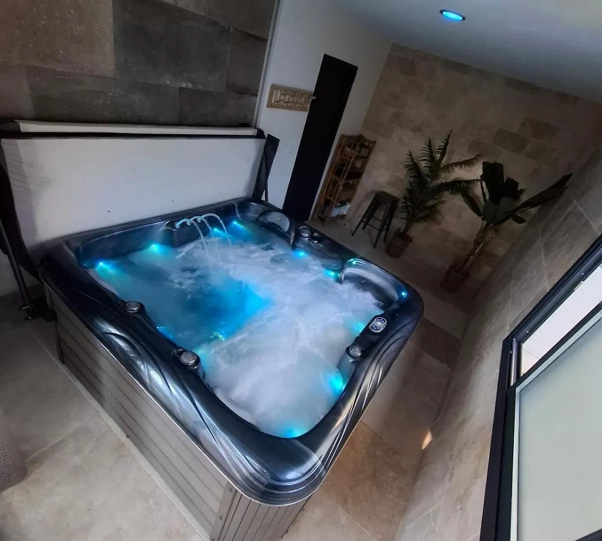 Pine And House Direction With Private Jacuzzi - Villa Istres Holiday home