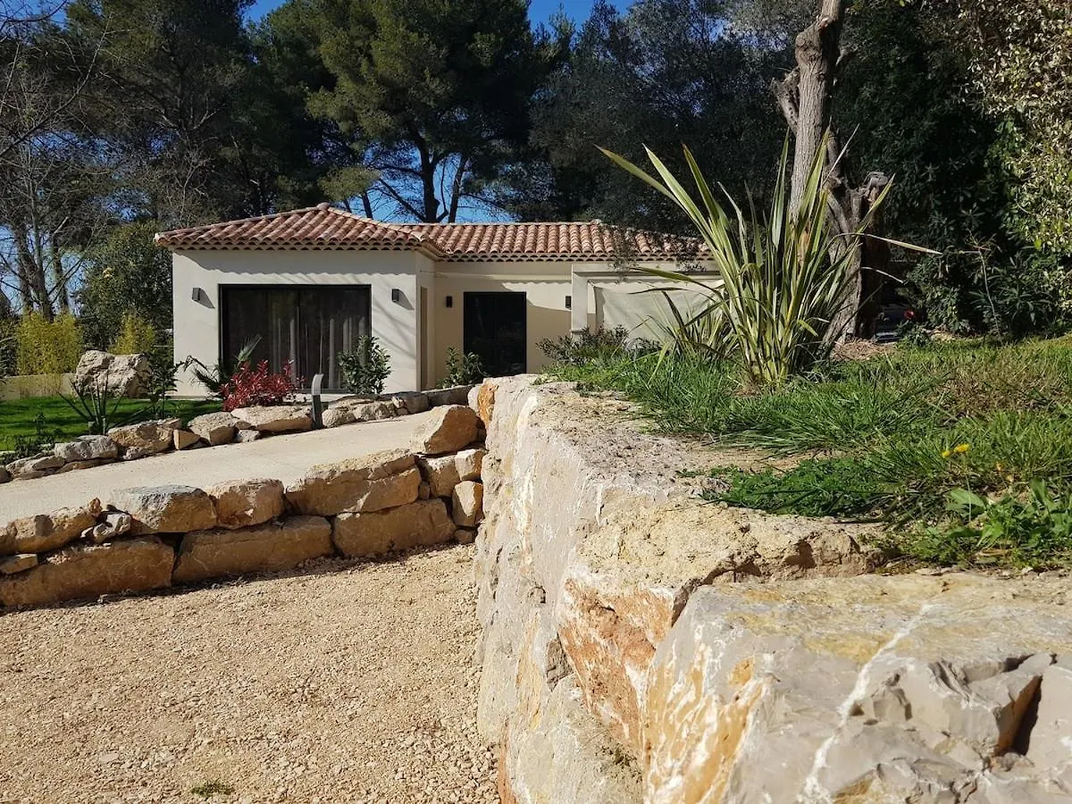 Holiday home Pine And House Direction With Private Jacuzzi - Villa Istres