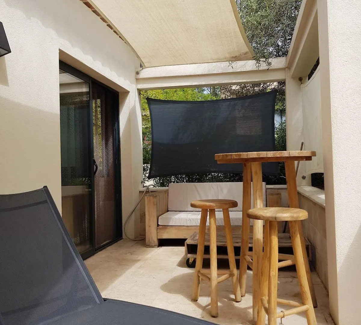 Holiday home Pine And House Direction With Private Jacuzzi - Villa Istres France