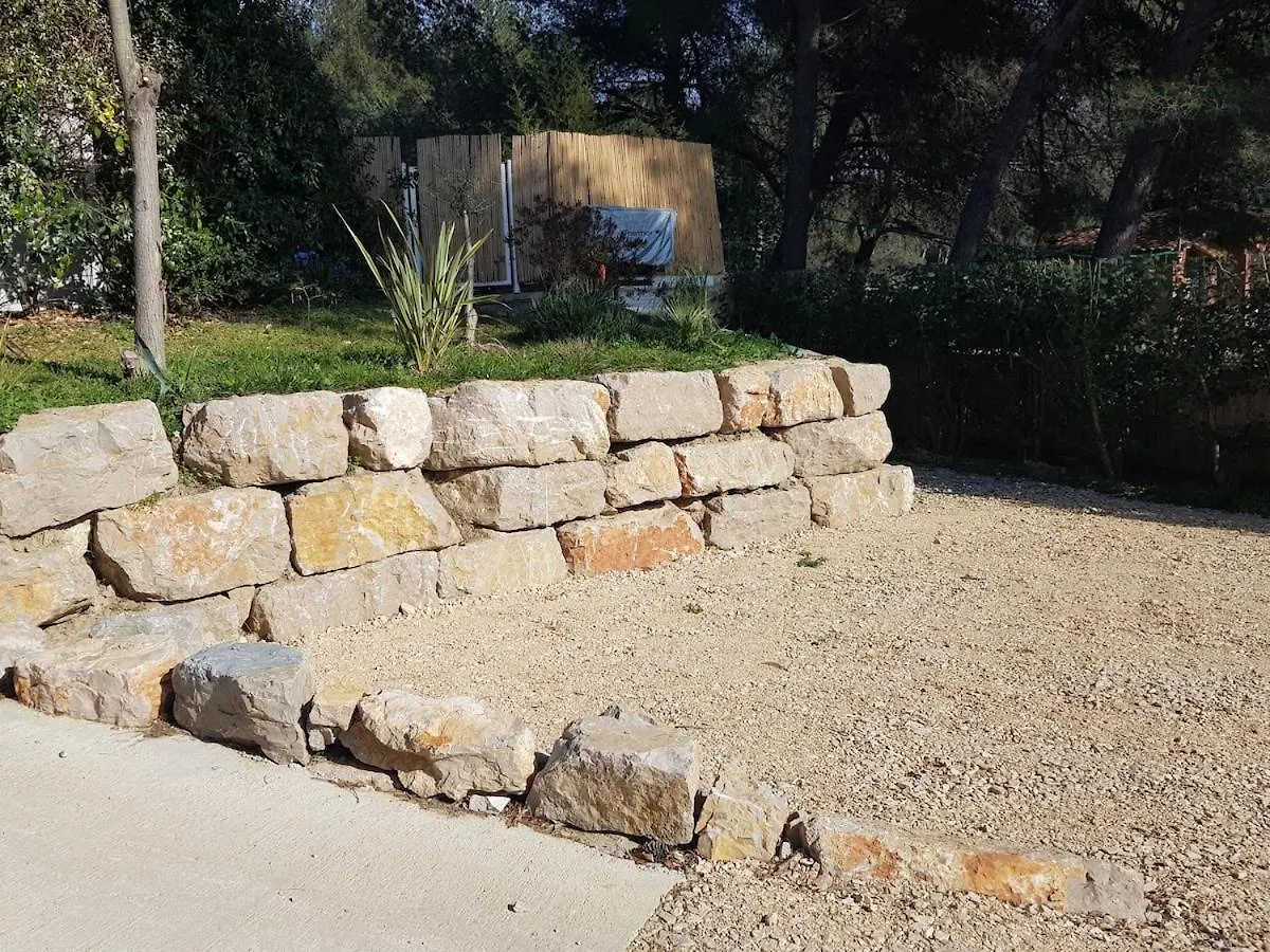 Pine And House Direction With Private Jacuzzi - Villa Istres